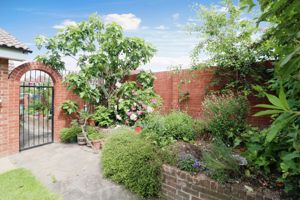 Photo 12- click for photo gallery